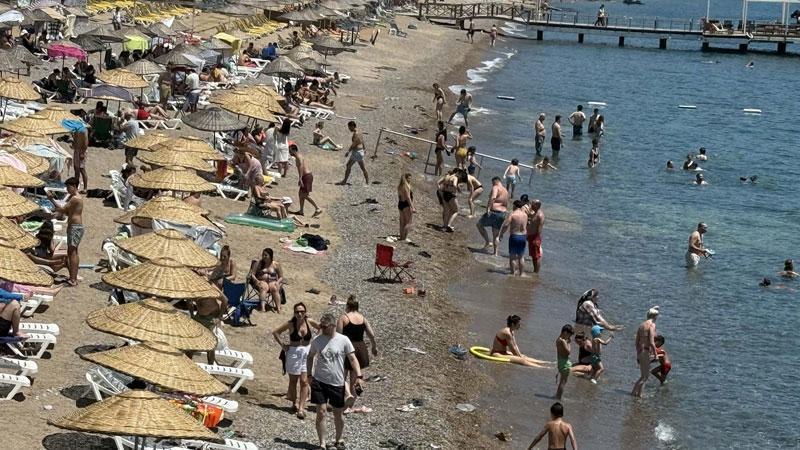 Bodrum’da Kurban Bayramı'nın ilk gününde sahillerde yoğunluk
