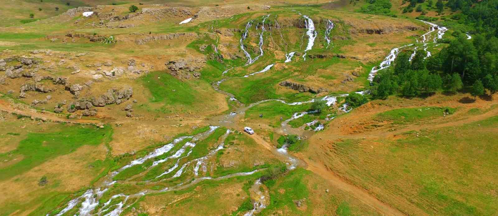 Munzur Dağları’nın eteklerinde serin rota