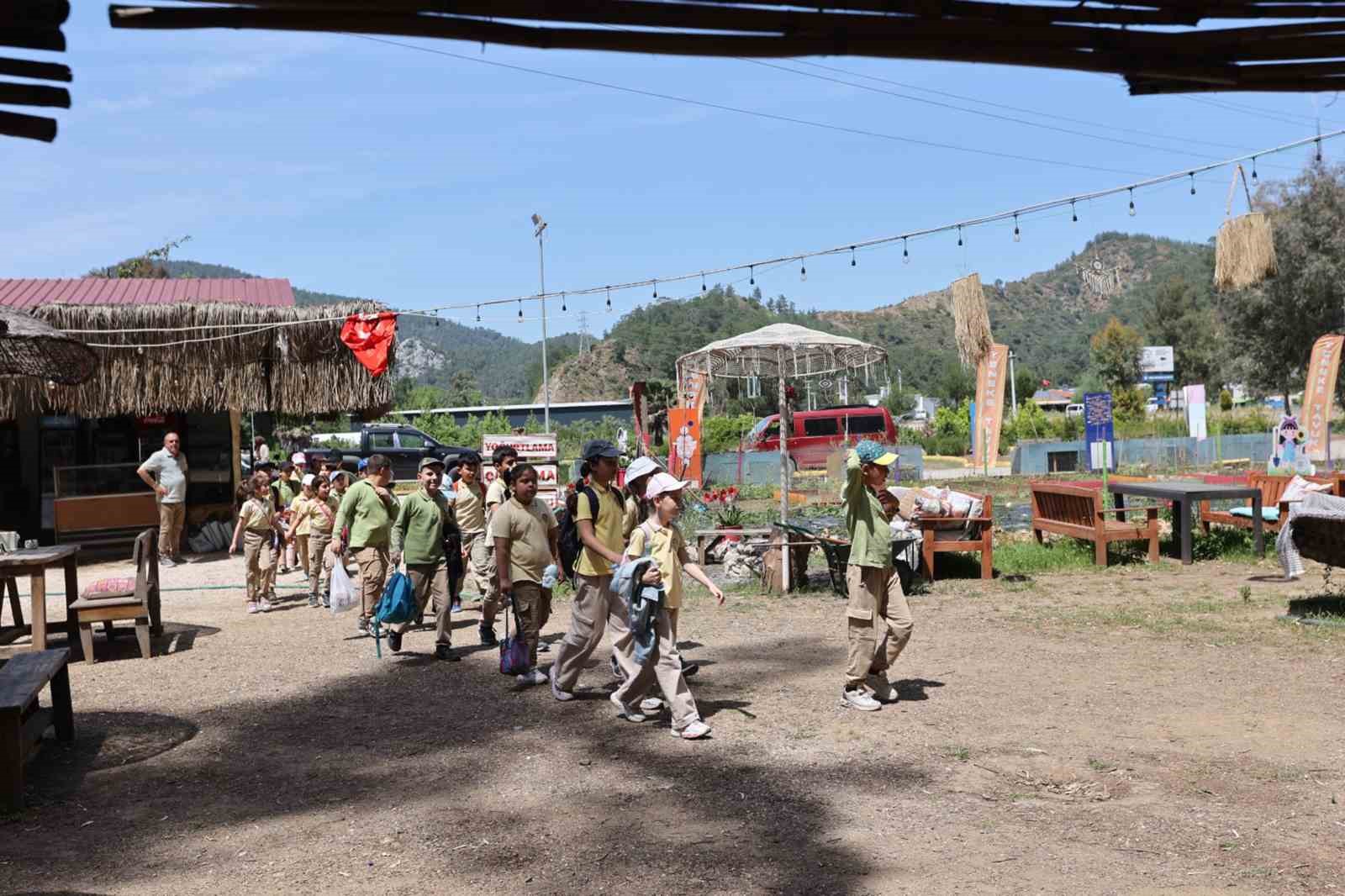 Çamlı Çocuk Köyü ziyaretçilerini bekliyor