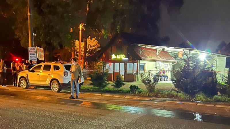 İki grup arasında çıkan silahlı kavgada 2 kişi yaralandıSakarya’nın Akyazı ilçesinde, iki grup arasında çıkan silahlı kavgada 1’i cezaevinden izinli çıktığı öğrenilen hükümlü 2 kişi yaralandı.