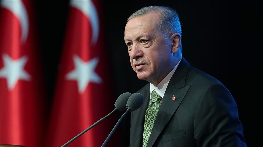 Cumhurbaşkanı Erdoğan şehit polisin ailesine taziye mesajı gönderdi