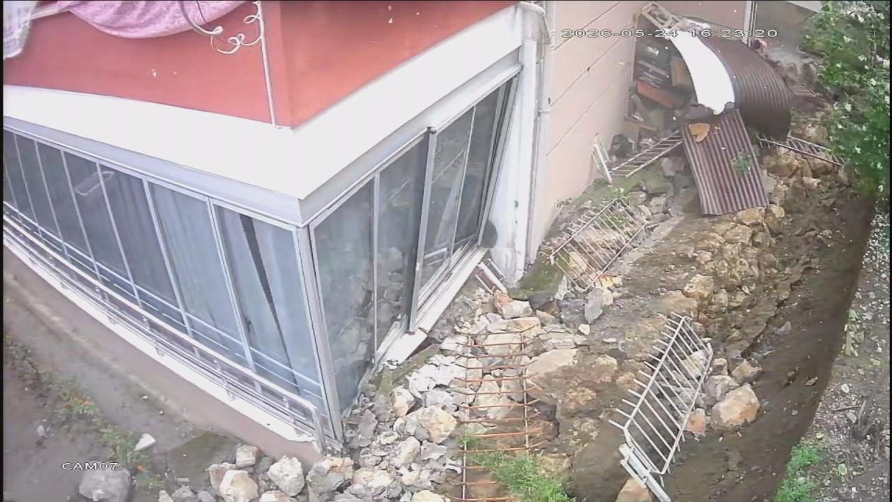 Amasya'da istinat duvarı çöktü
