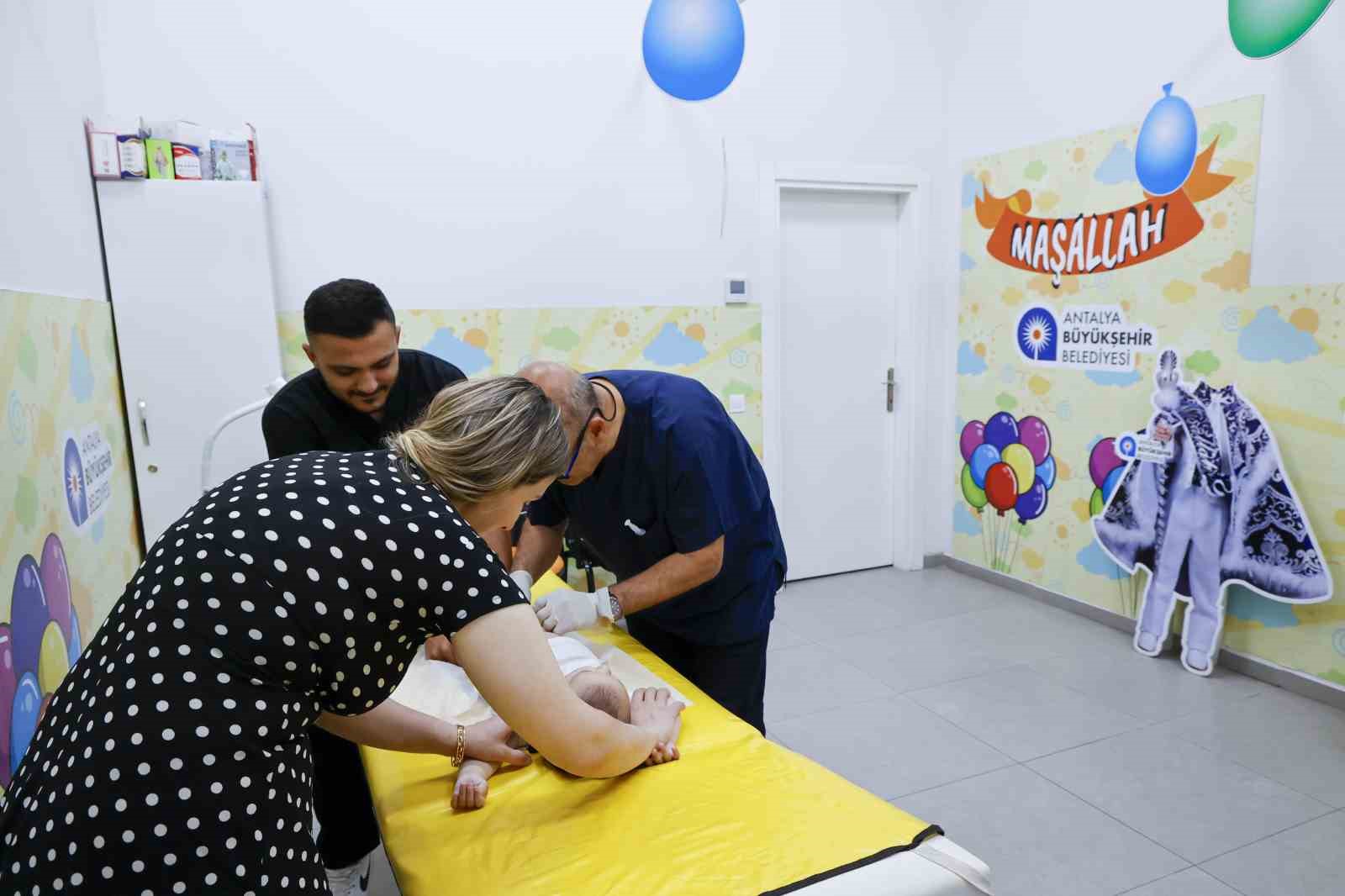Büyükşehir’in ücretsiz sünnet hizmeti yoğun ilgi görüyor