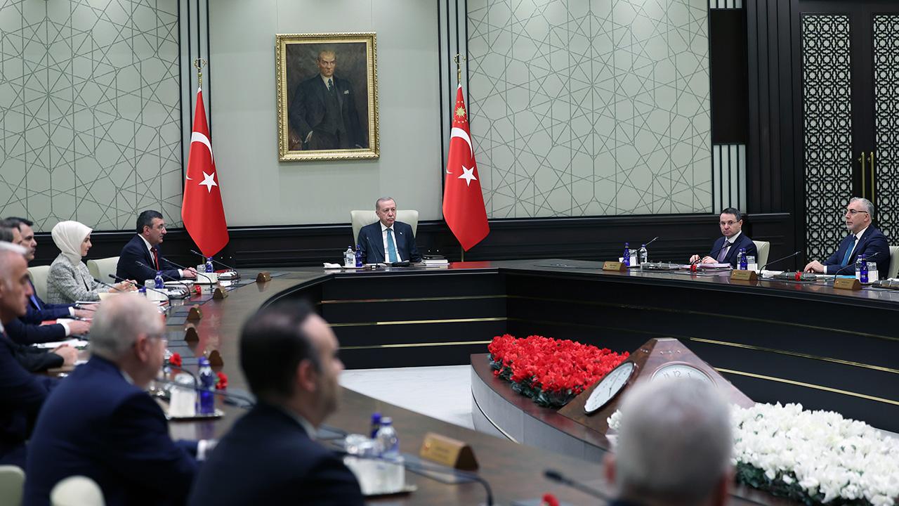 Kabine yoğun gündemle toplandı