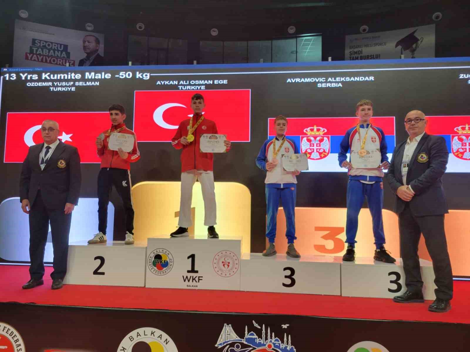 Darıcalı karateciler Balkan Şampiyonası’ndan madalyalarla döndü
