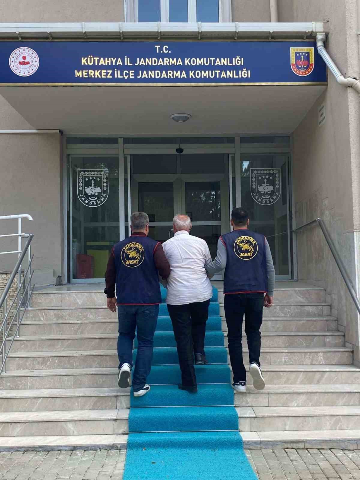 Kütahya’da JASAT’tan operasyon, mayıs ayında 84 aranan şahıs yakalandı