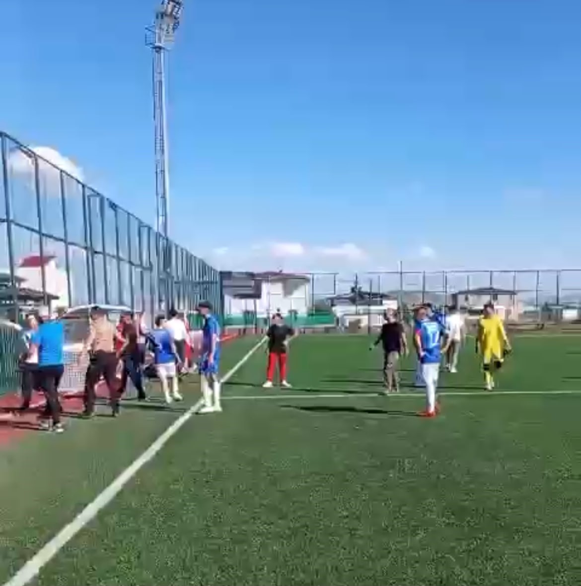 Türkoğlu’nda şampiyonluk maçı sonrası kavga