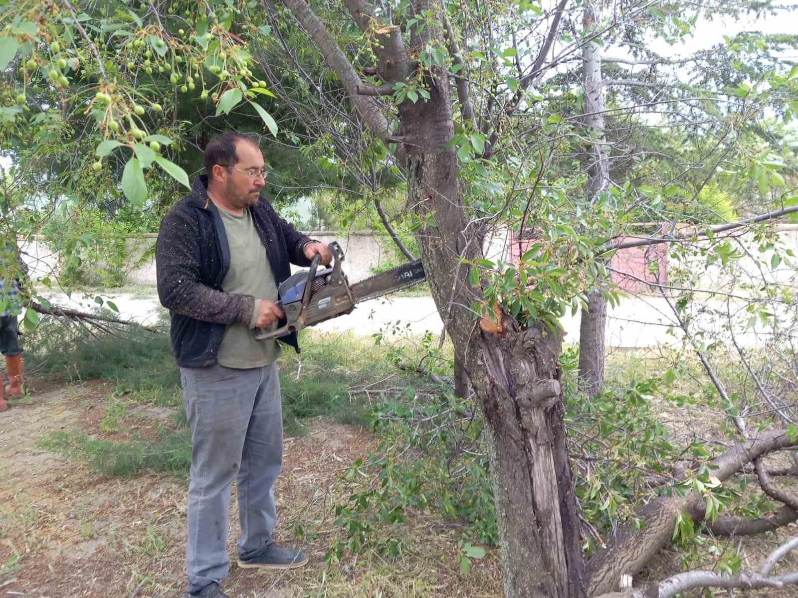 Yarımca Köyü muhtarından örnek davranış