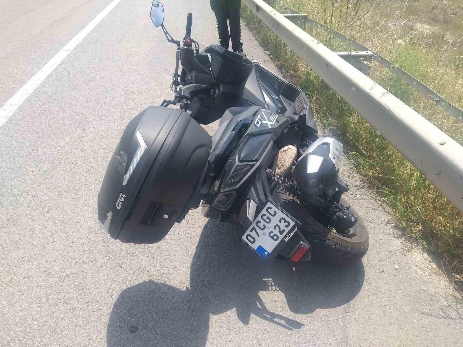 Bilecik’te motosiklet bariyerlere çarptı: 1 ölü