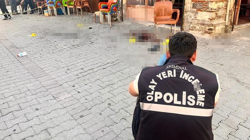 Manisa’da pompalı tüfekli saldırıda 2 kişi yaralandı; o anlar kamerada