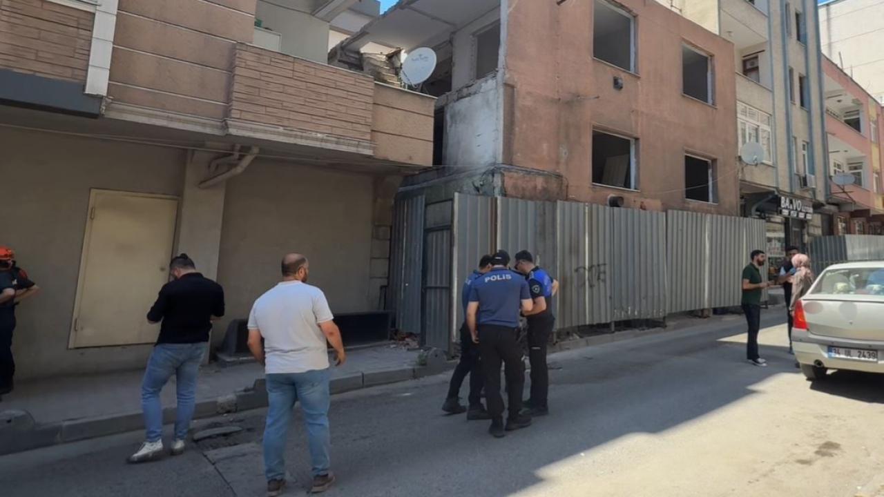 Kentsel dönüşüme giren bina kısmen çöktü: 1 ölü, 2 yaralı
