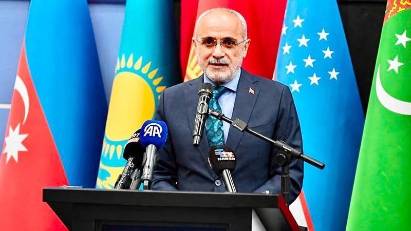 Yalçın Topçu'dan 'Orta Asya' adının müfredattan kaldırılmasına ilişkin açıklamaCumhurbaşkanı Başdanışmanı Yalçın Topçu, 'Orta Asya' isminin müfredattan kaldırılması ile ilgili açıklama yaptı.