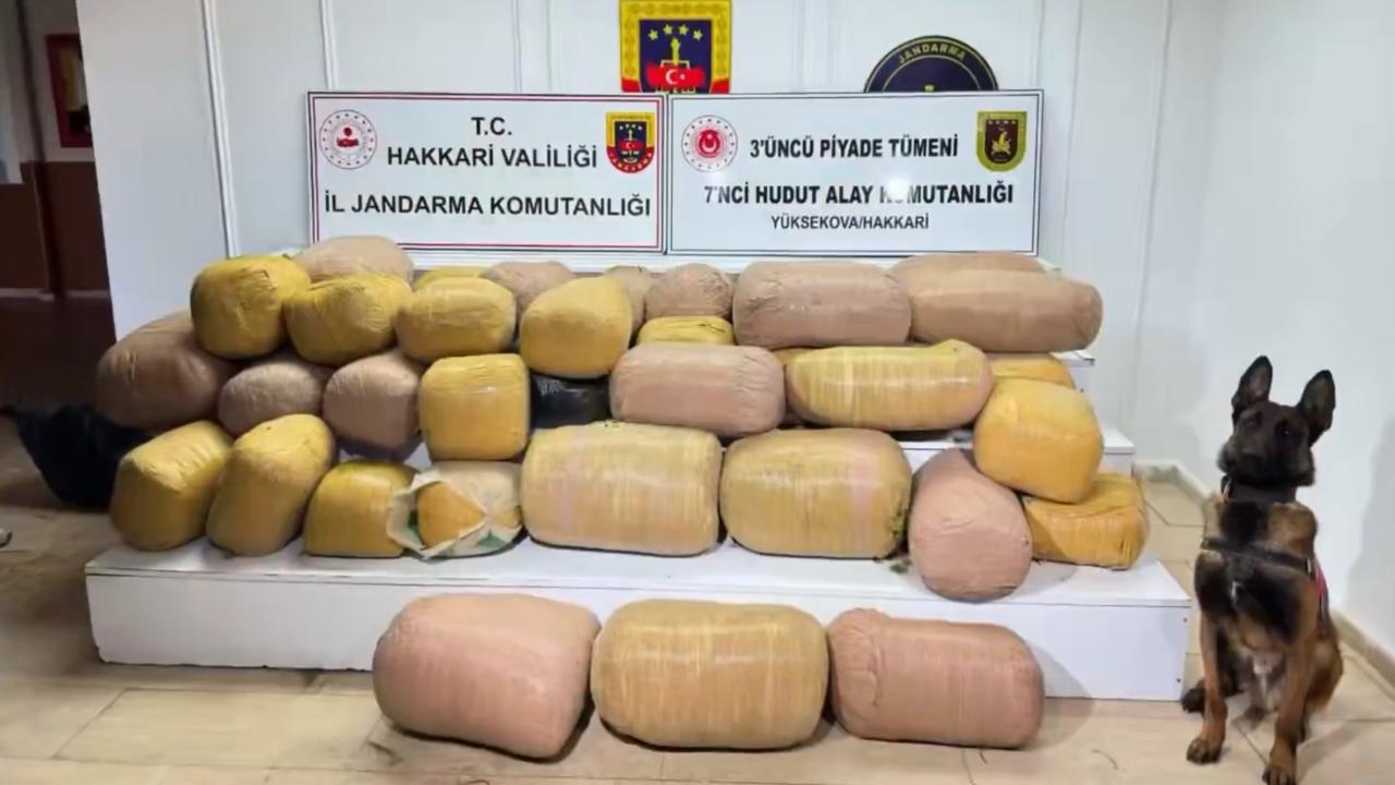 Hakkari'de zehir tacirlerine JİHA destekli operasyon